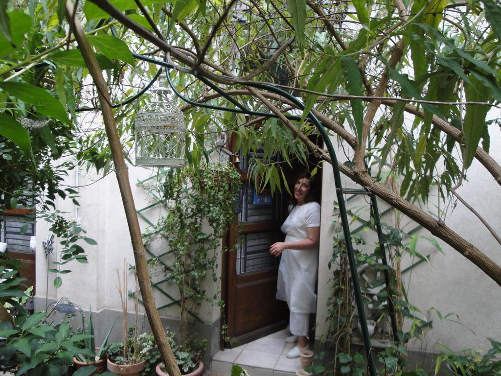 Almeria Garden Apartment Parijs Buitenkant foto